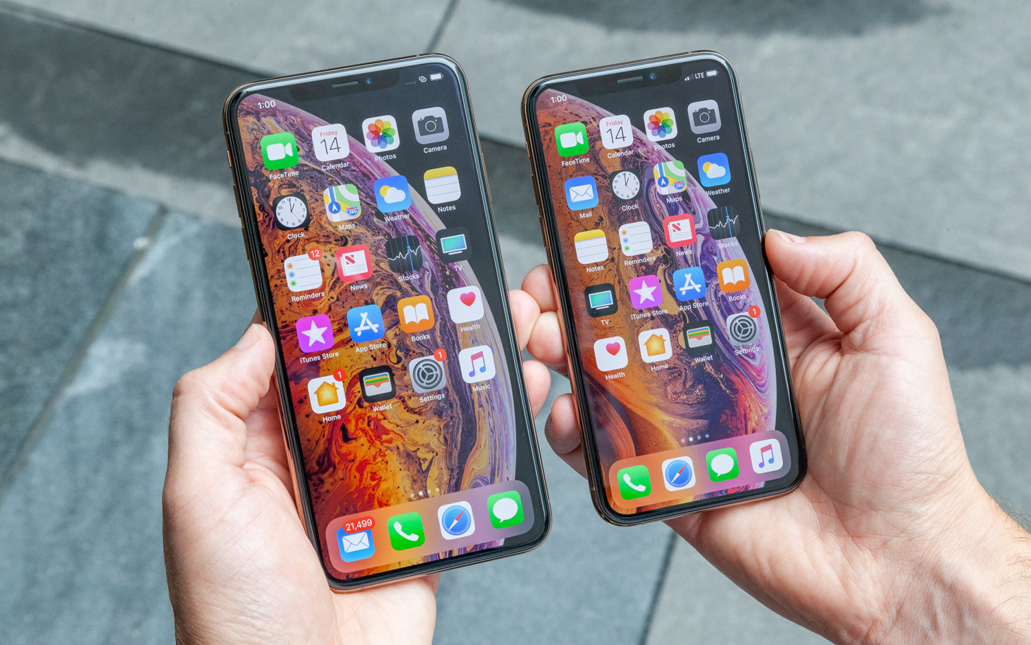 Iphone Xs Buying Guide Who Should Upgrade Tom S Guide