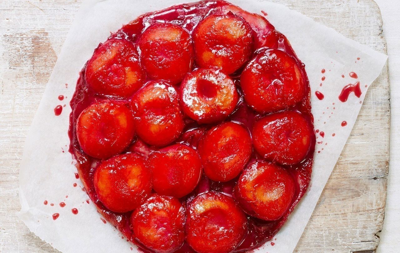 Mary Berry&#039;s plum and marzipan tarte tatin