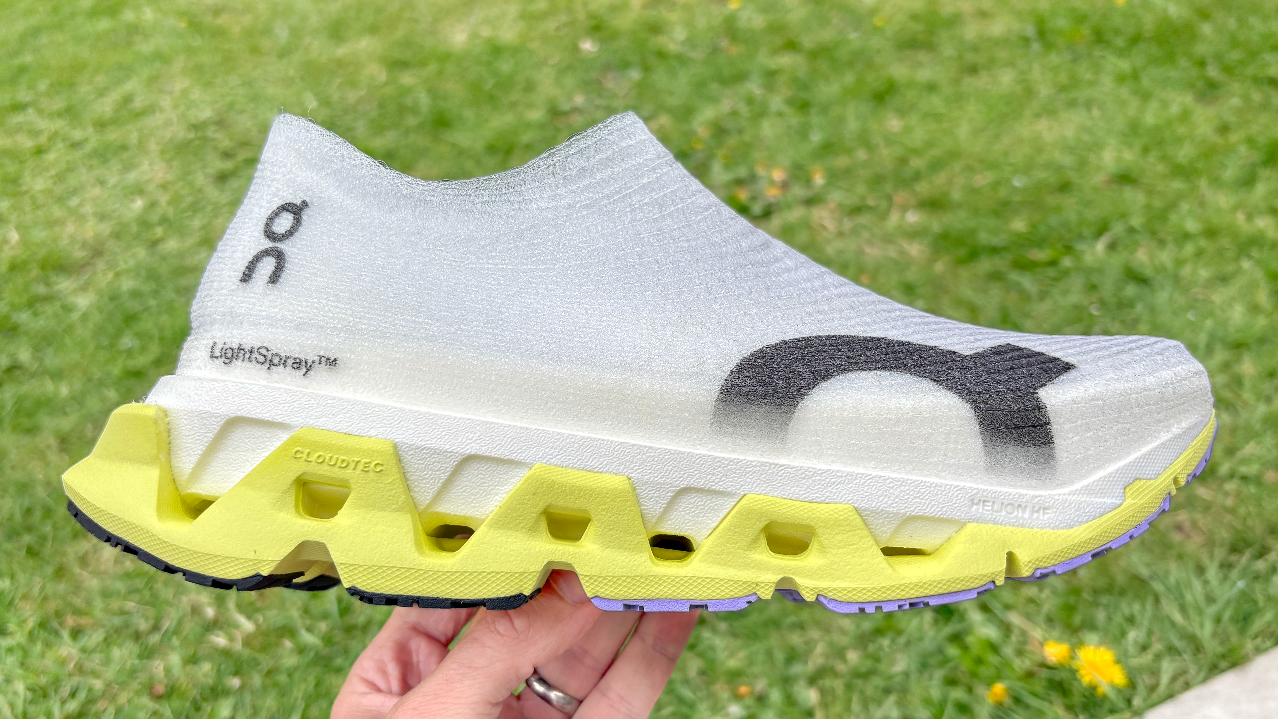 On Cloudmonster 3 Hyper LS