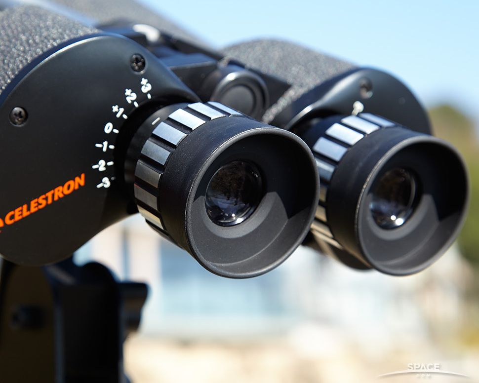 Celestron SkyMaster 25x100 Binoculars Full Review Space