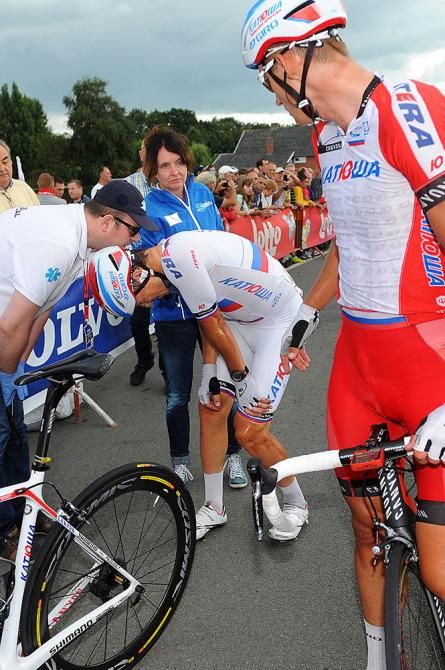Alexander Porsev after crashing and breaking his collarbone