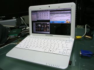 Some impatient fans have created their own OS X netbooks.