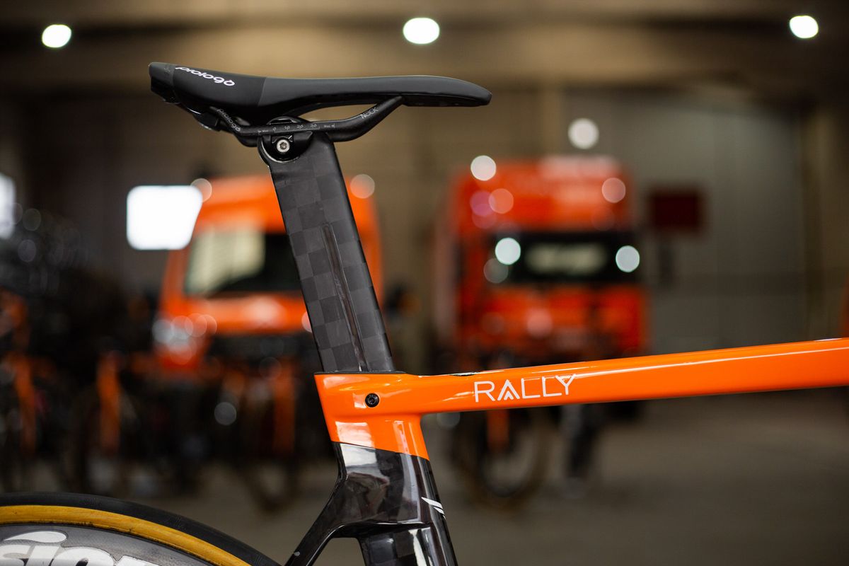 Rally Cycling's Felt AR