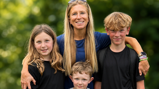 Amanda Caswell with kids