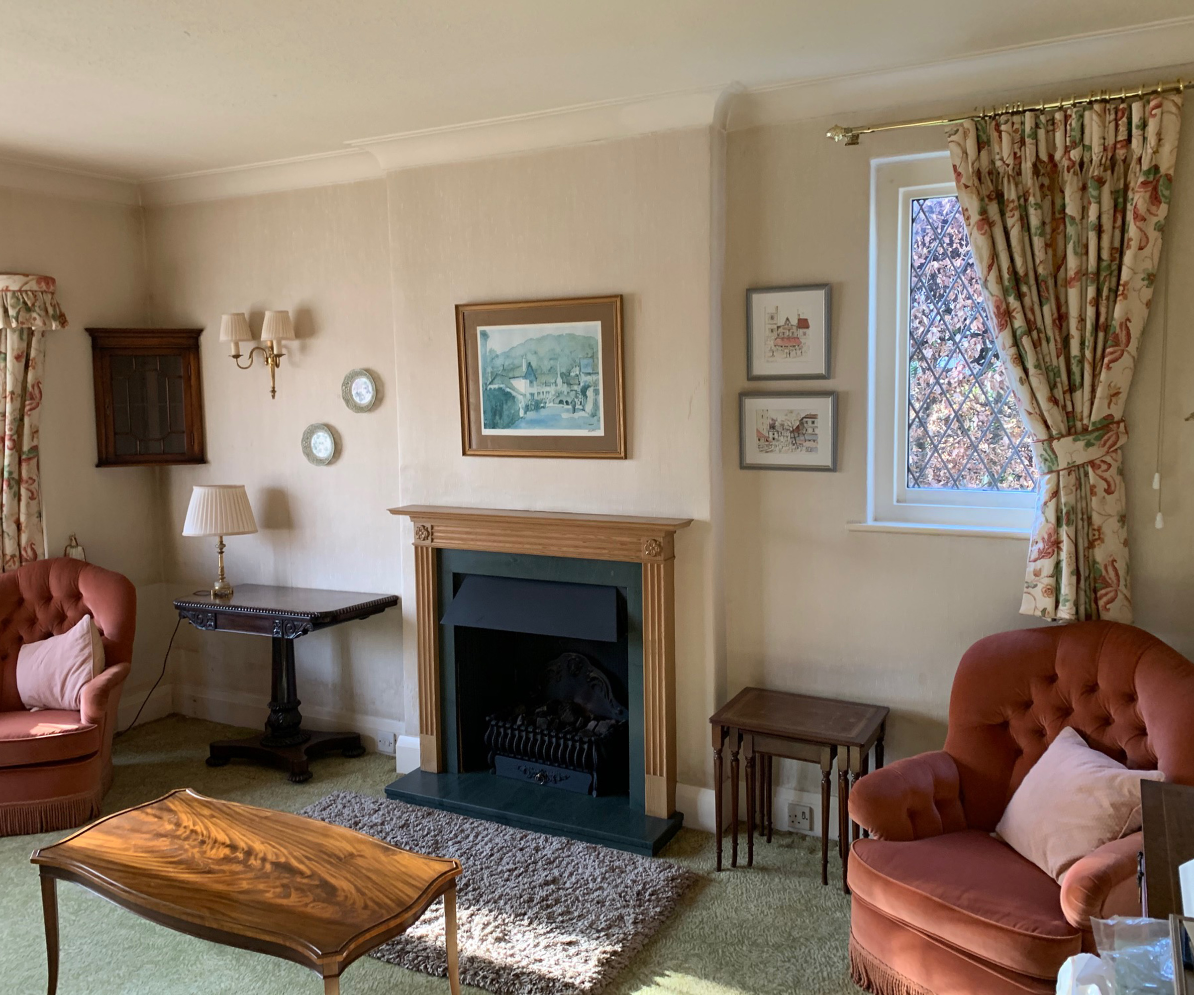 A living room in a 1970s detached home before a renovation