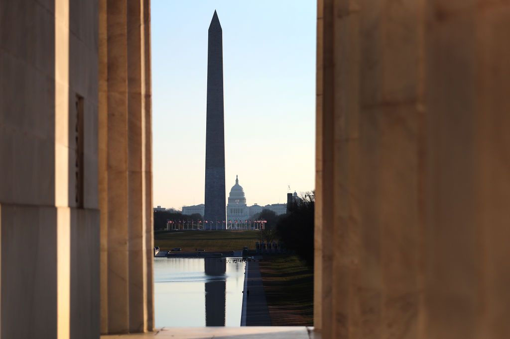 Washington Monument.