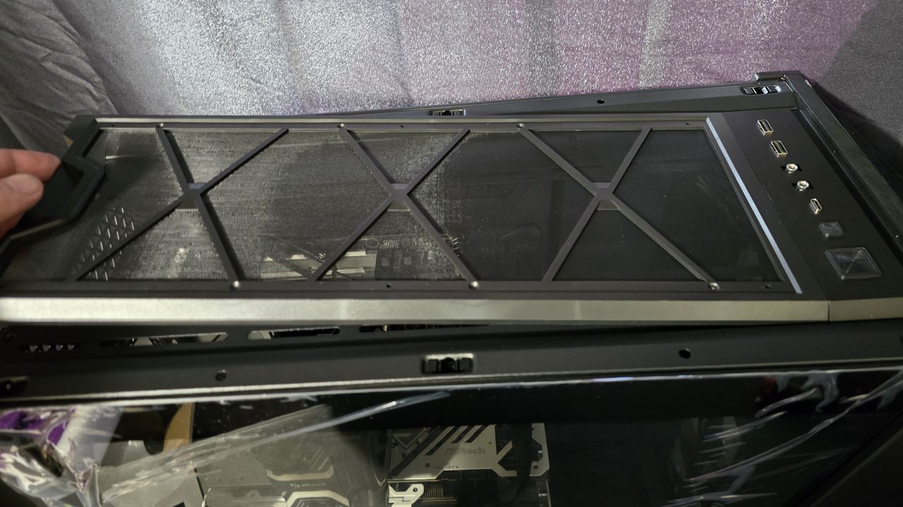 MSI MEG Prospect 700R