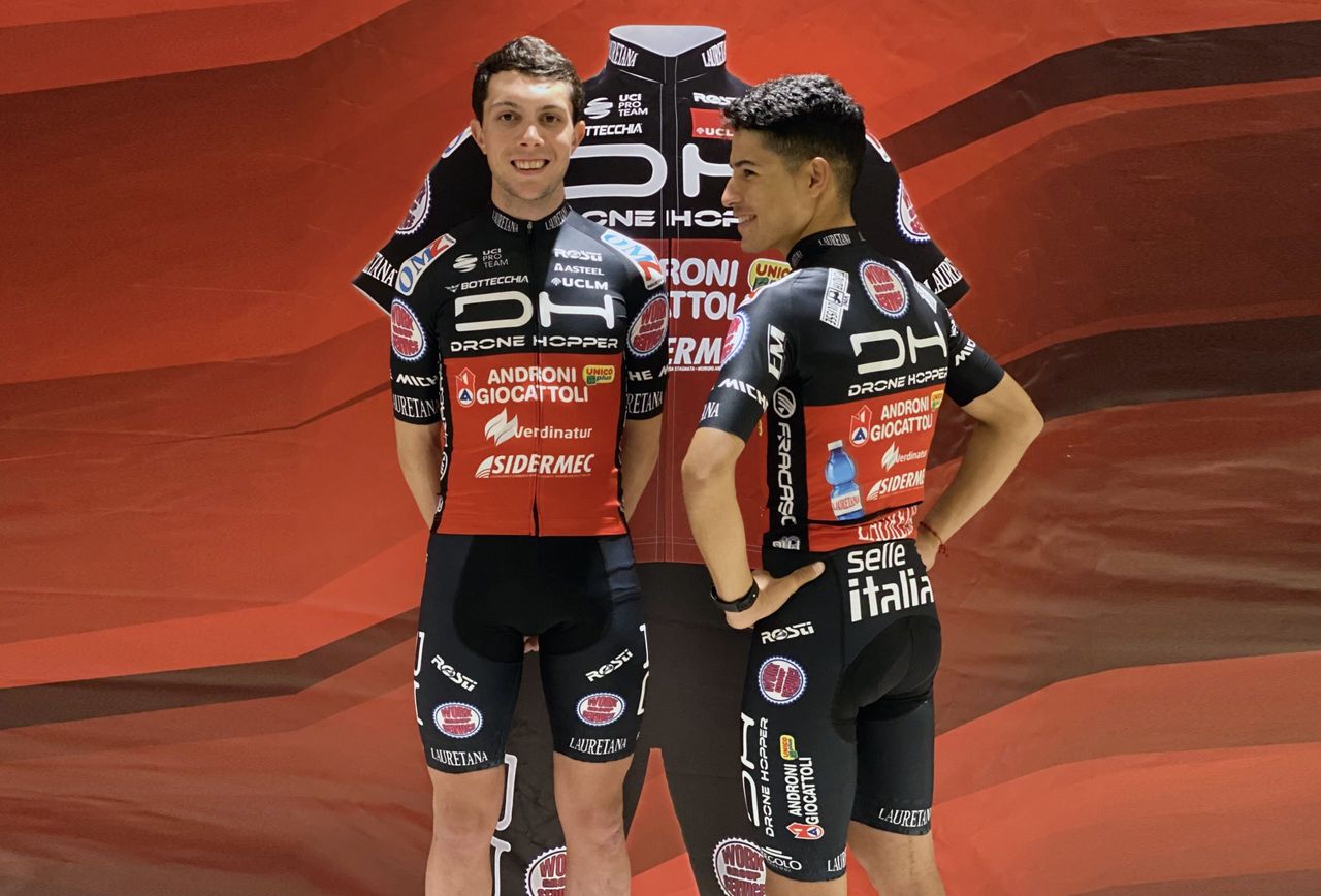 The 2022 jersey for the Drone Hopper Androni Giocattoli team