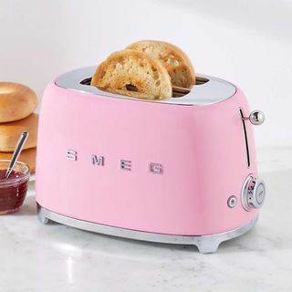 Smeg Pink 2-Slice Toaster