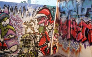 Graffik Gallery Christmas mural 2011 - picture 3