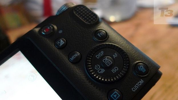 Samsung NX210 review
