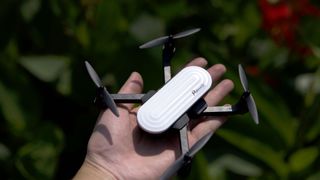 Person holding the Potensic Elfin drone