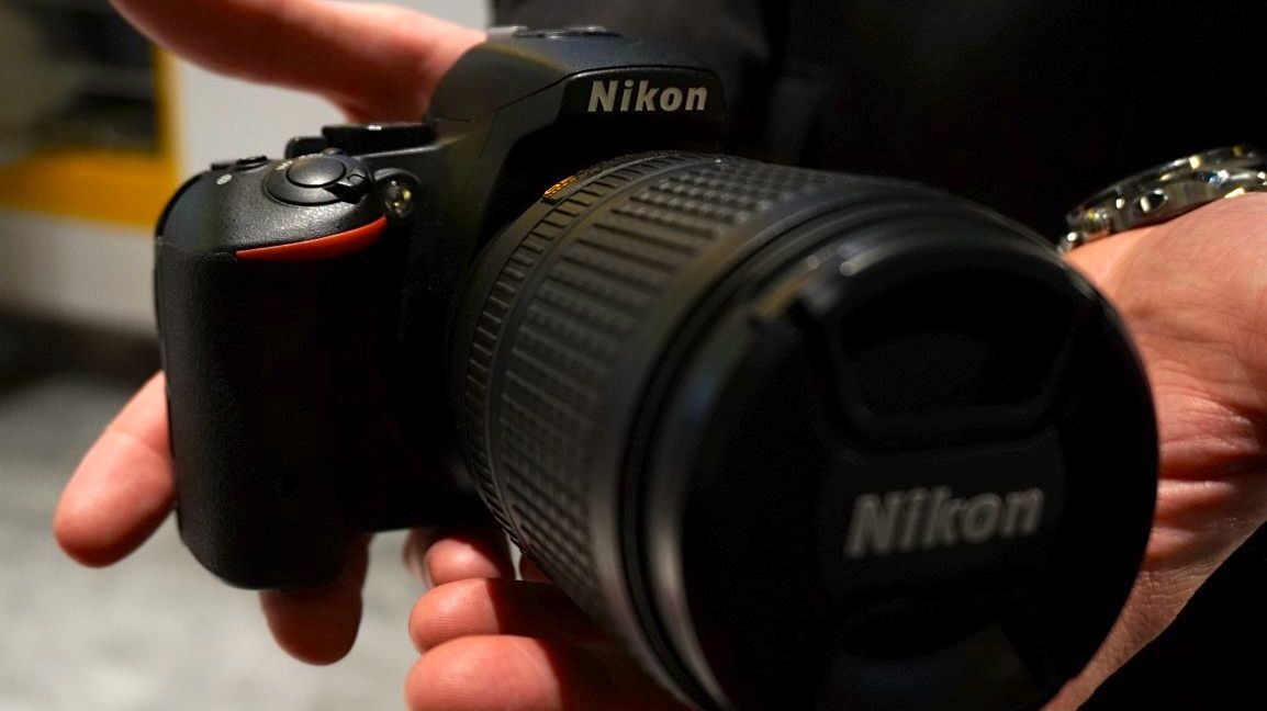 Nikon 5500 touchscreen Nikon D5500 Testing Nikon's first touchscreen