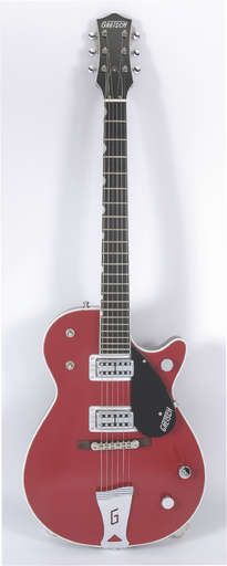 The mahogany neck has a vintage feel.