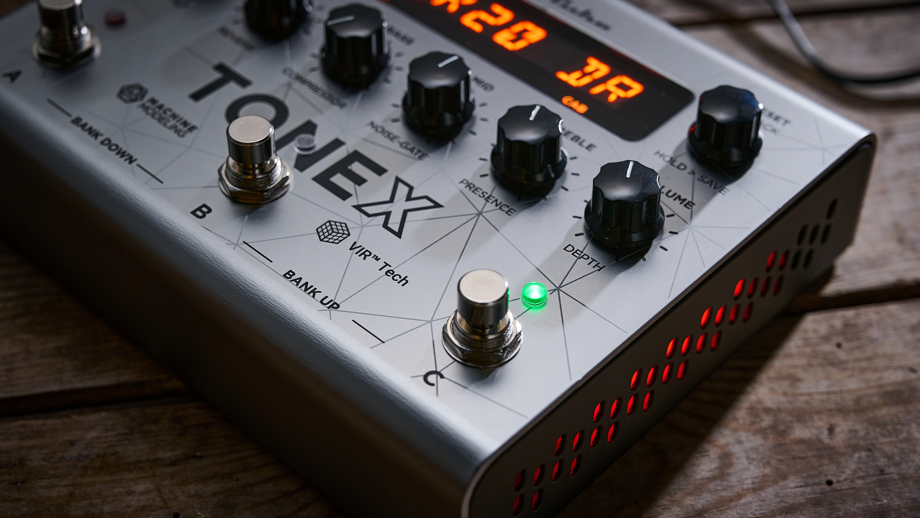 IK Multimedia TONEX Pedal Bass Edition