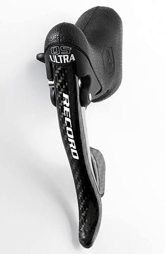 Record Ergopower levers use the 'Quick shift' system.
