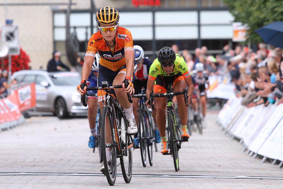 Amy Pieters crossing the line on stage 5 of the Boels Ladies Tour