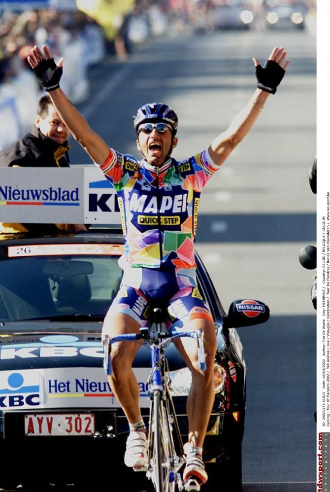 Andrea Tafi celebrates his win in the 2002 Tour of Flanders