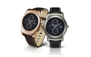 The smarter, all-metal LG G Watch Urbane was released at 2015's Mobile World Congress