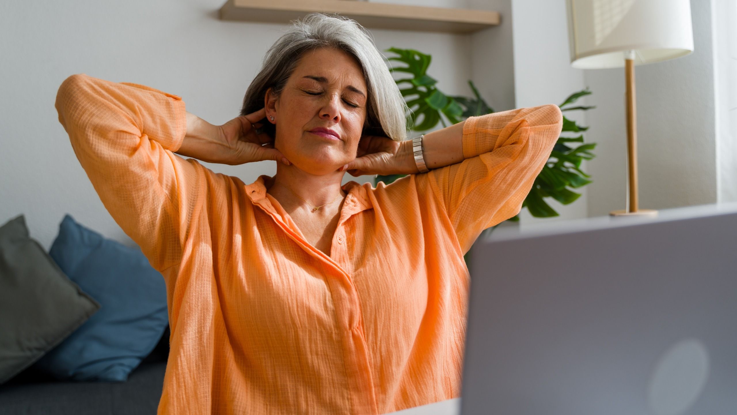 If you spend your 9-5 tied to your desk, use this 15-minute mobility workout to reduce stiffness, ease lower-back…