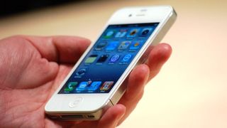iPhone 5 anticipation sees Apple phone sales stall while Samsung soars