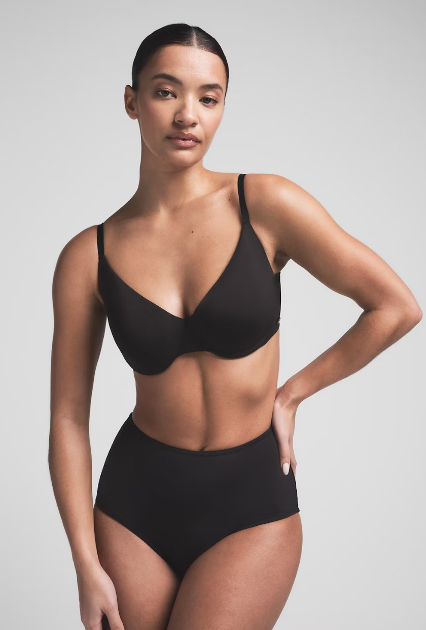 An image of a best black bikini from SKIMS.