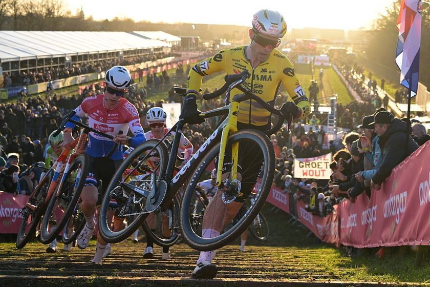 Belgian Wout van Aert pictured in action during the men's elite race at the World Cup cyclocross cycling event in Dendermonde, Belgium, stage 8 (out of 12) of the UCI World Cup cyclocross competition, Sunday 28 December 2025.
BELGA PHOTO DAVID PINTENS (Photo by DAVID PINTENS / BELGA MAG / Belga via AFP)