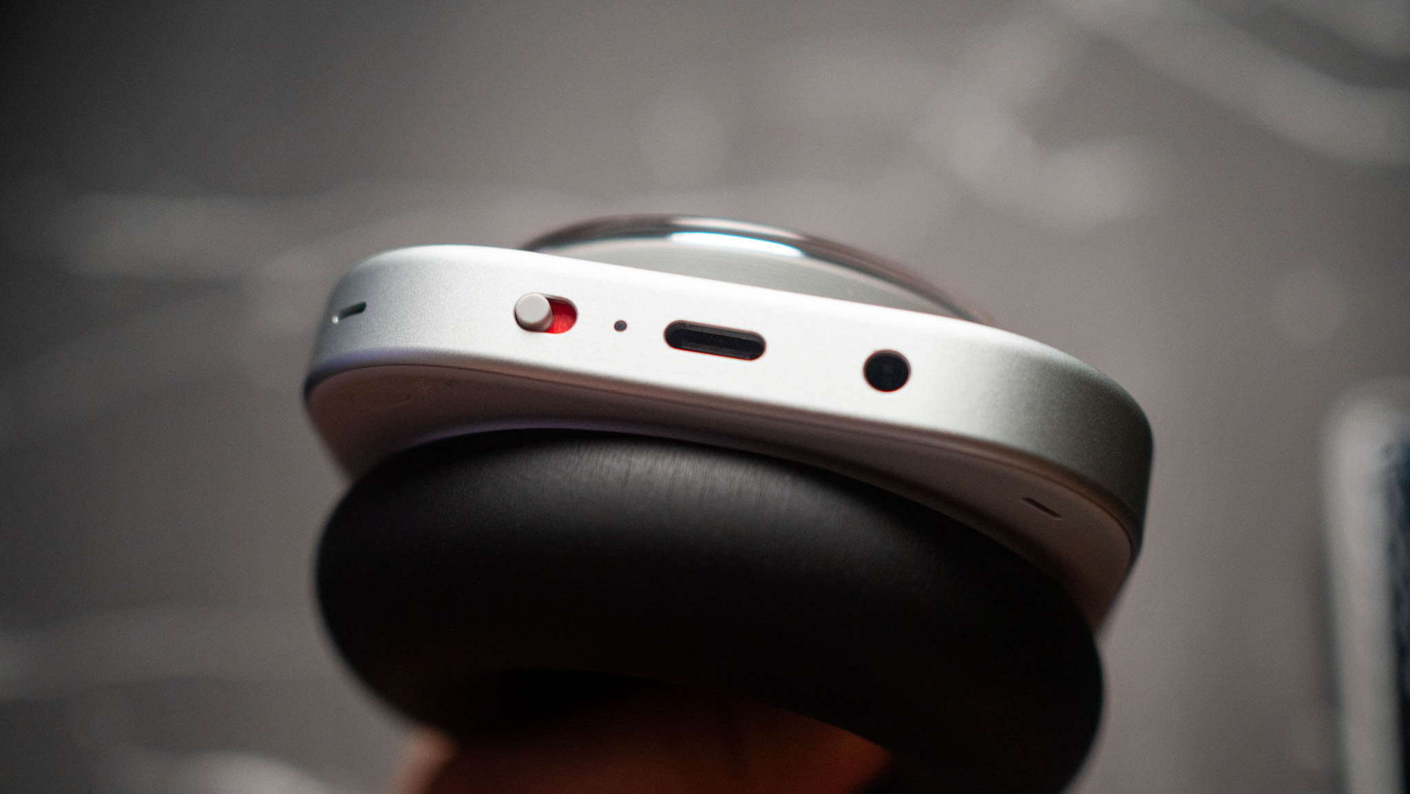 Nothing Headphone 1 testing on Android Central