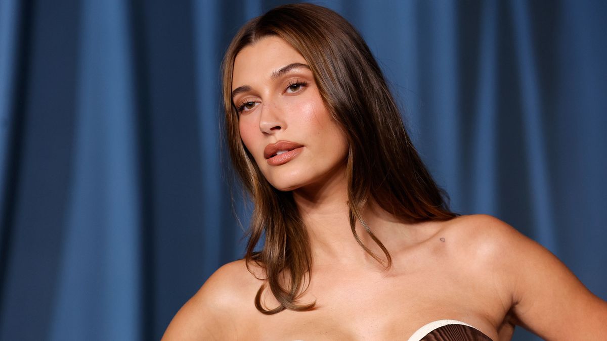 Hailey Bieber Padded Her Hips for Her Riskiest Red Carpet Look to Date—See the Pics
