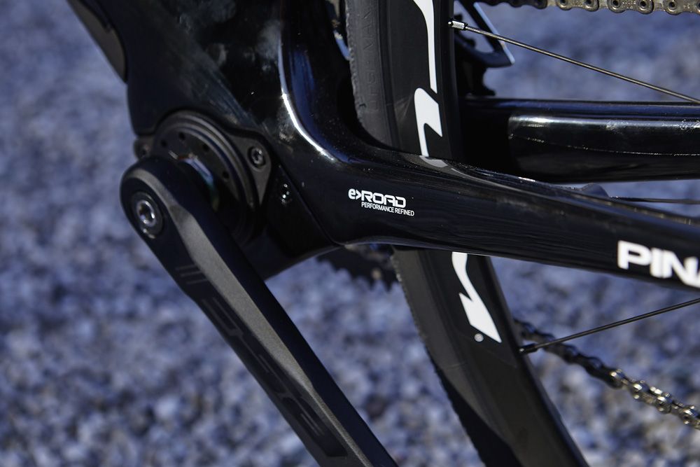 The oversized bottom bracket area