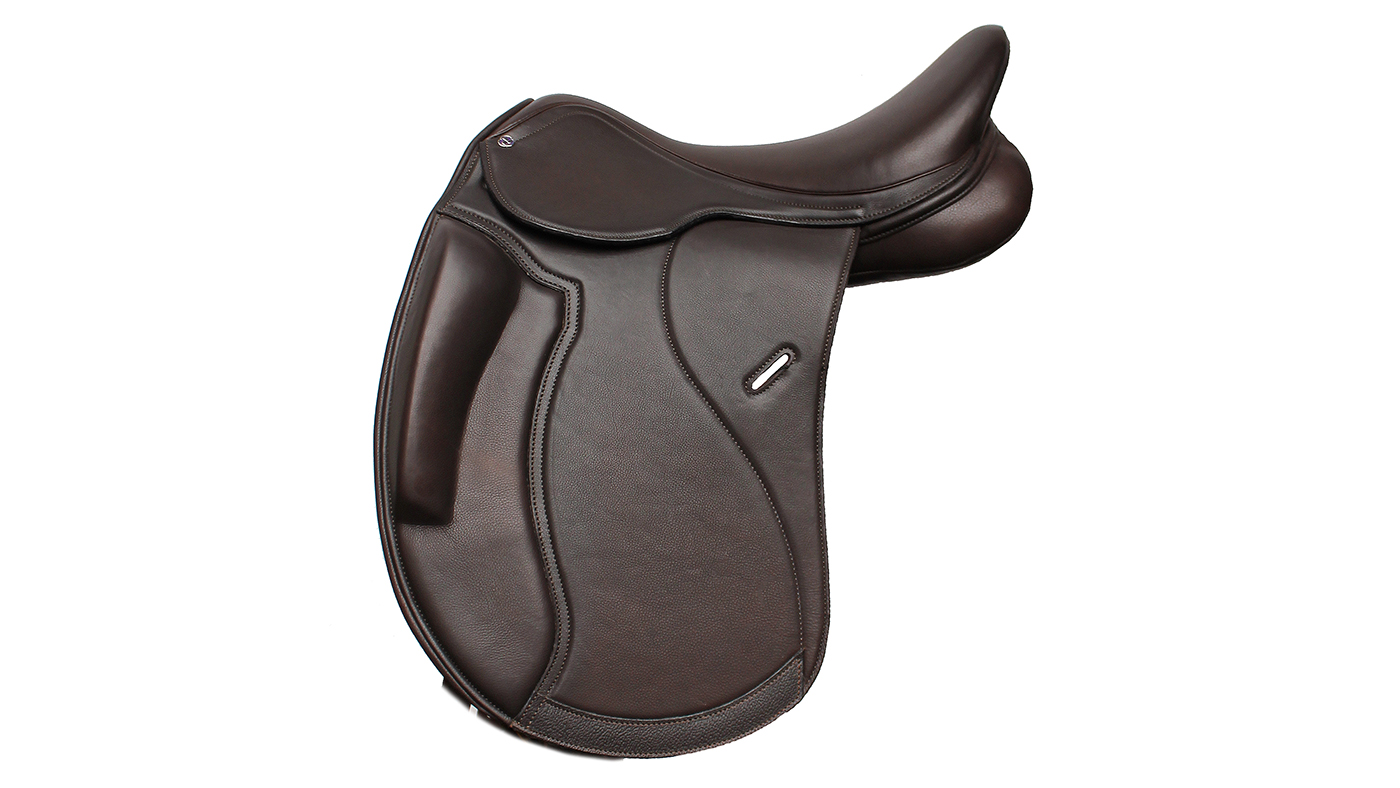 Cavaletti dressage saddle