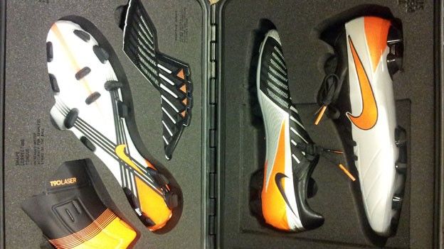 Nike T90 Laser IV football boots