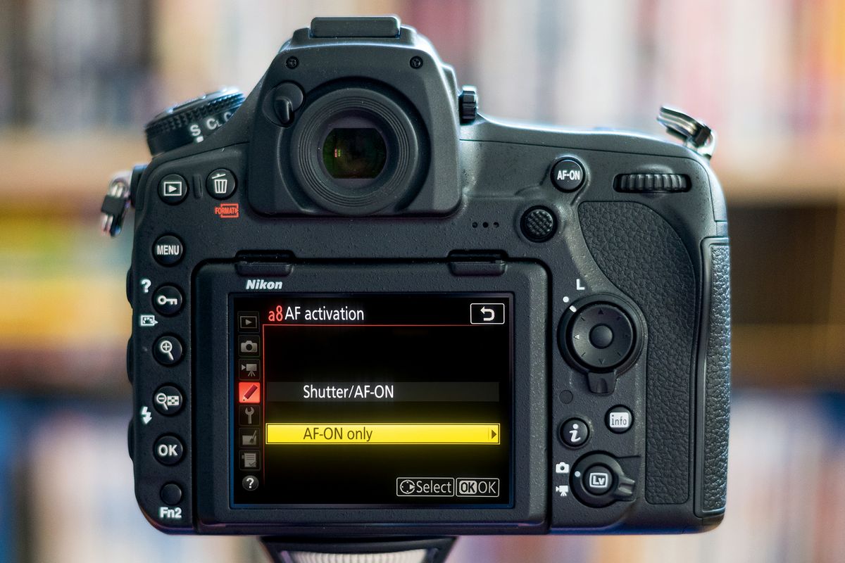 How to enable back button focus (Nikon cameras) and why you should