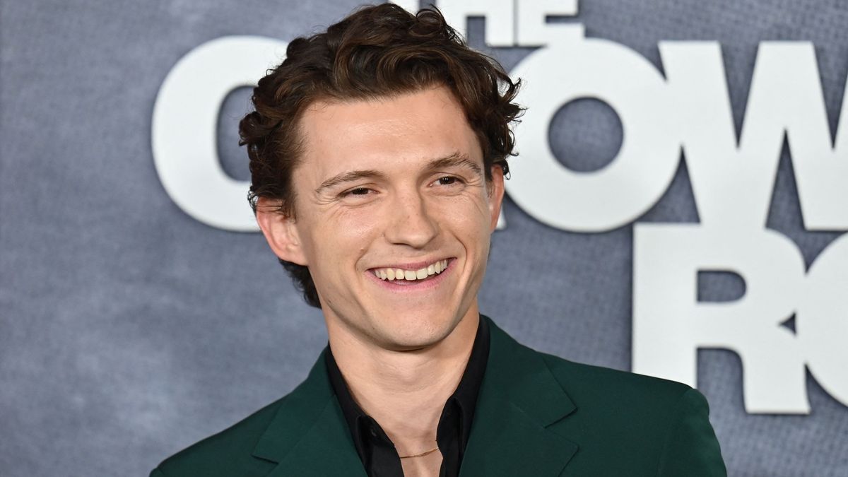 Tom Holland Turns to Girlfriend Zendaya First for Acting Critiques—and Appreciates Her Brutal Honesty