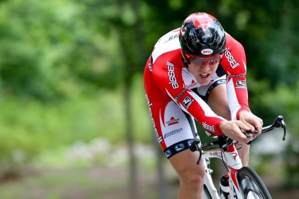 Andy Jacques-Maynes (Bissell) leans through a turn.
