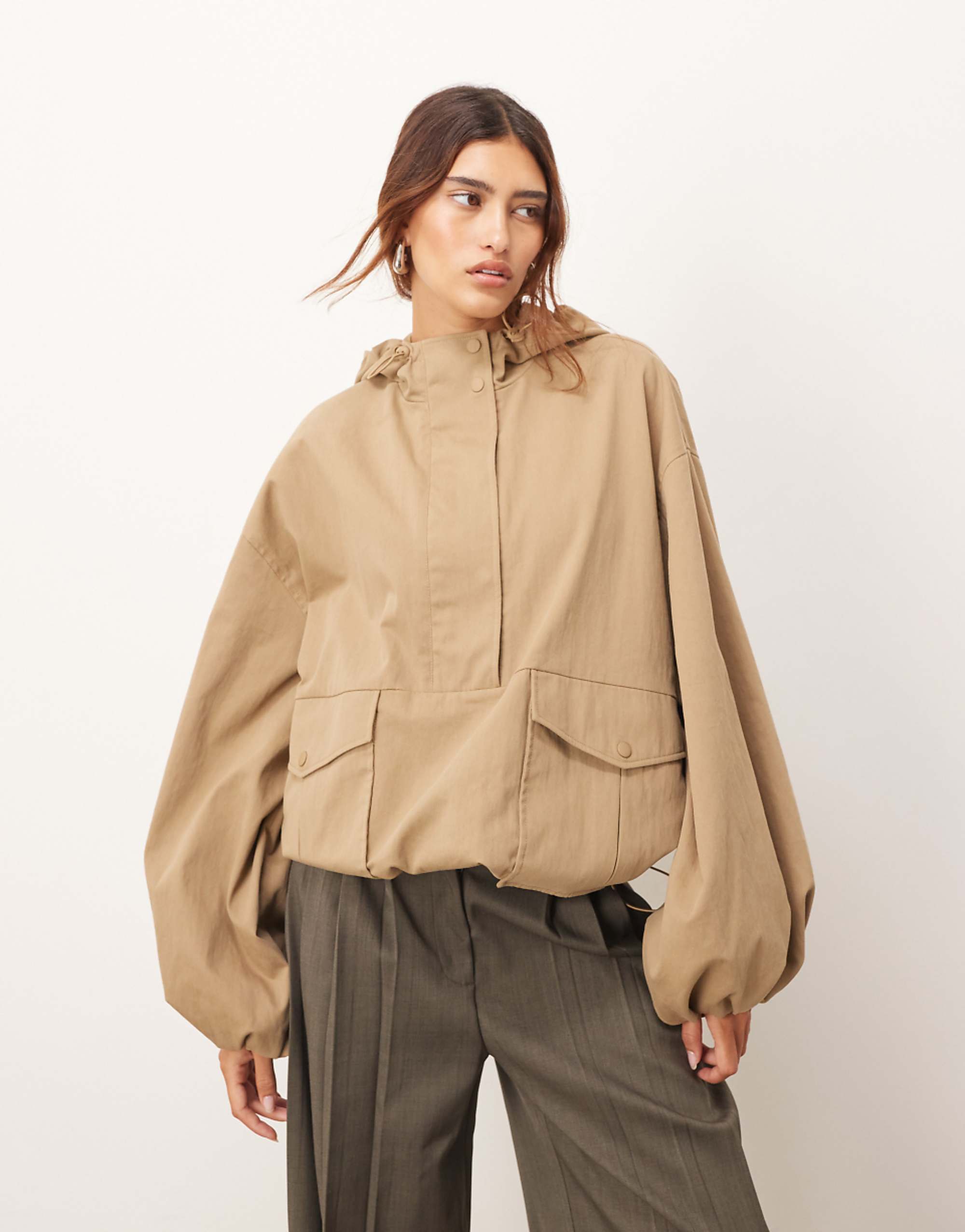 Arrange Bubble Hem Windbreaker Jacket in Stone