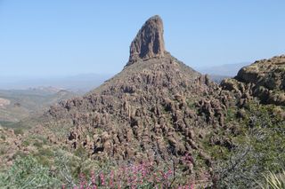 volcanic monolith, Weaver's Needle