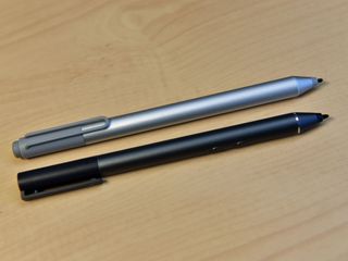 Microsoft Surface Pen (top) vs HP Active Pen (bottom)