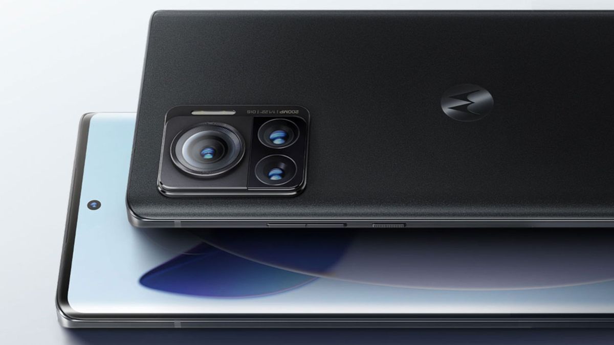 The Motorola X30 Pro is the world's first smartphone with a 200MP camera sensor