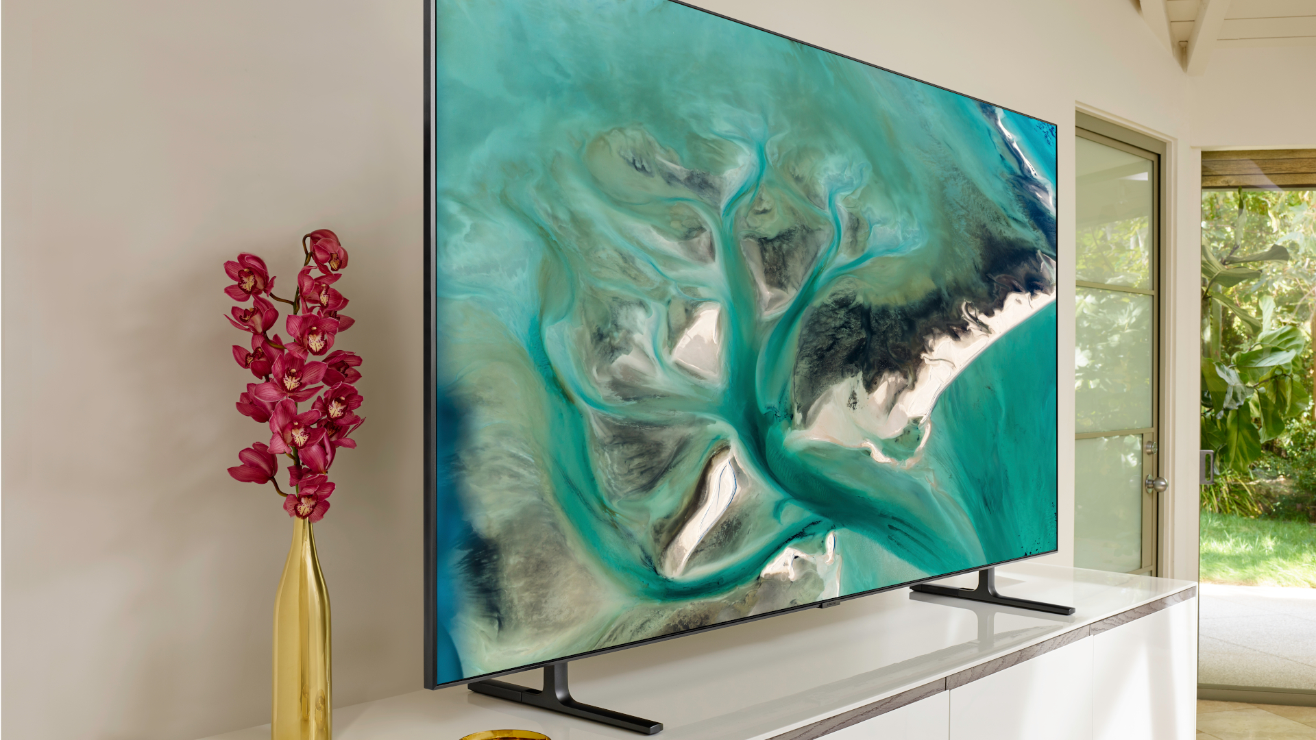 Samsung Q80 QLED TV (Image Credit: Samsung)