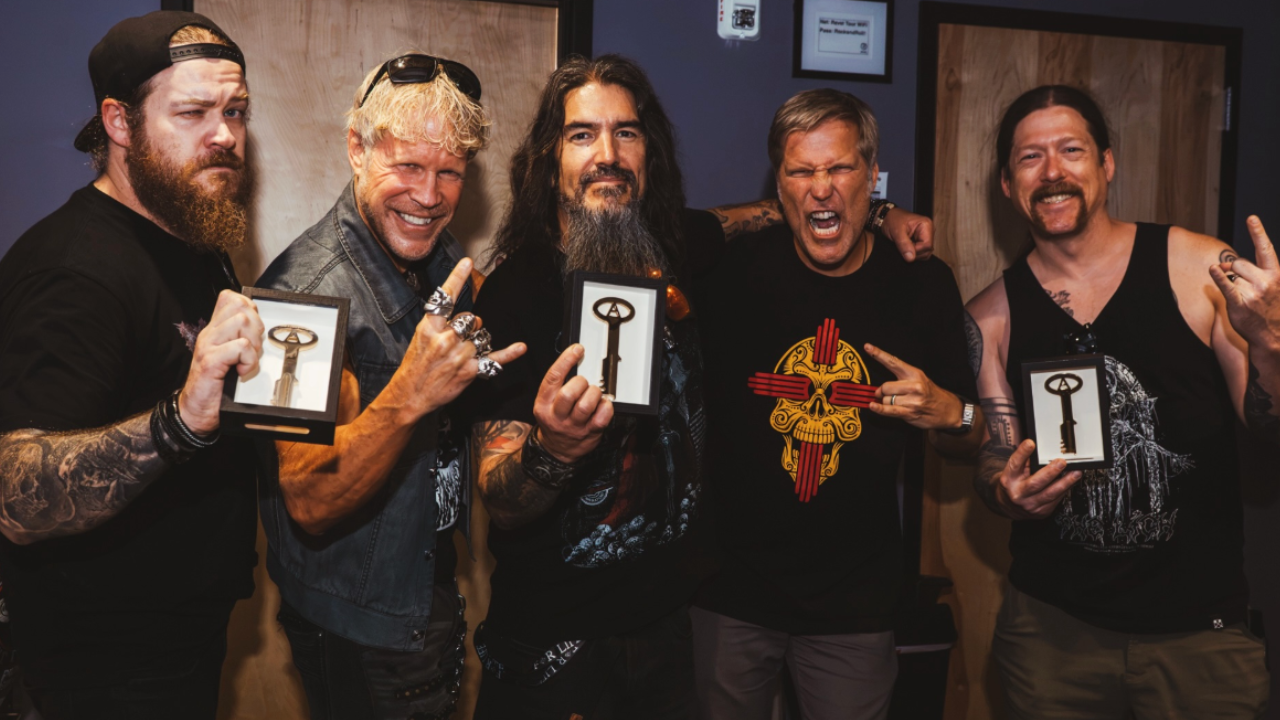 Machine Head awarded keys to the city of Albuquerque by the most metal mayor in America