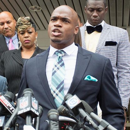 NFL upholds Adrian Peterson's suspension, denies appeal
