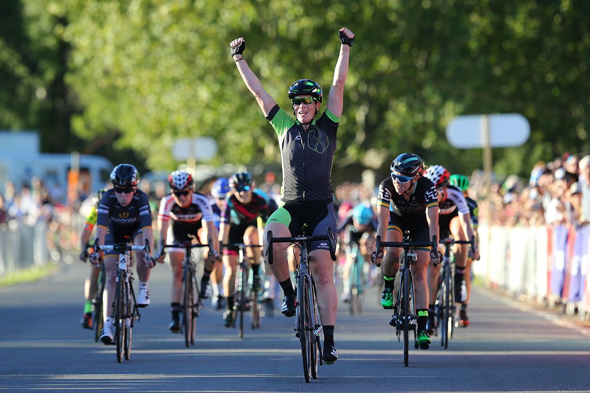 Kirsten Wild claims her second victory at the Santos Women's Tour