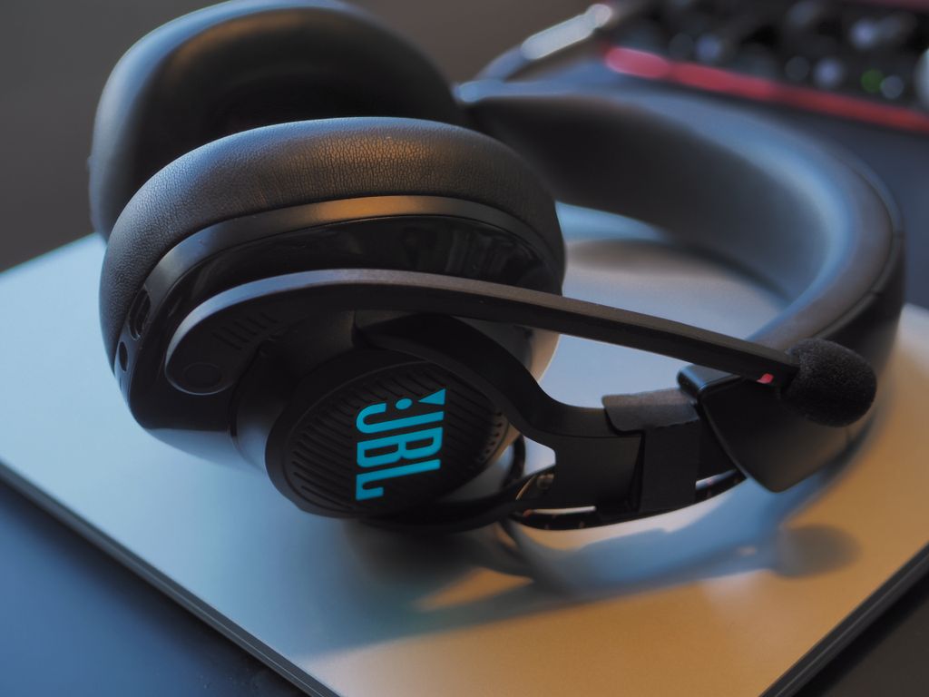 This JBL Quantum 610 gaming headset needs some tinkering to unlock its