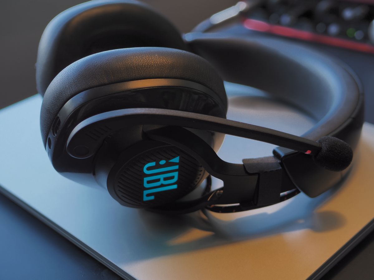This JBL Quantum 610 gaming headset needs some tinkering to unlock its