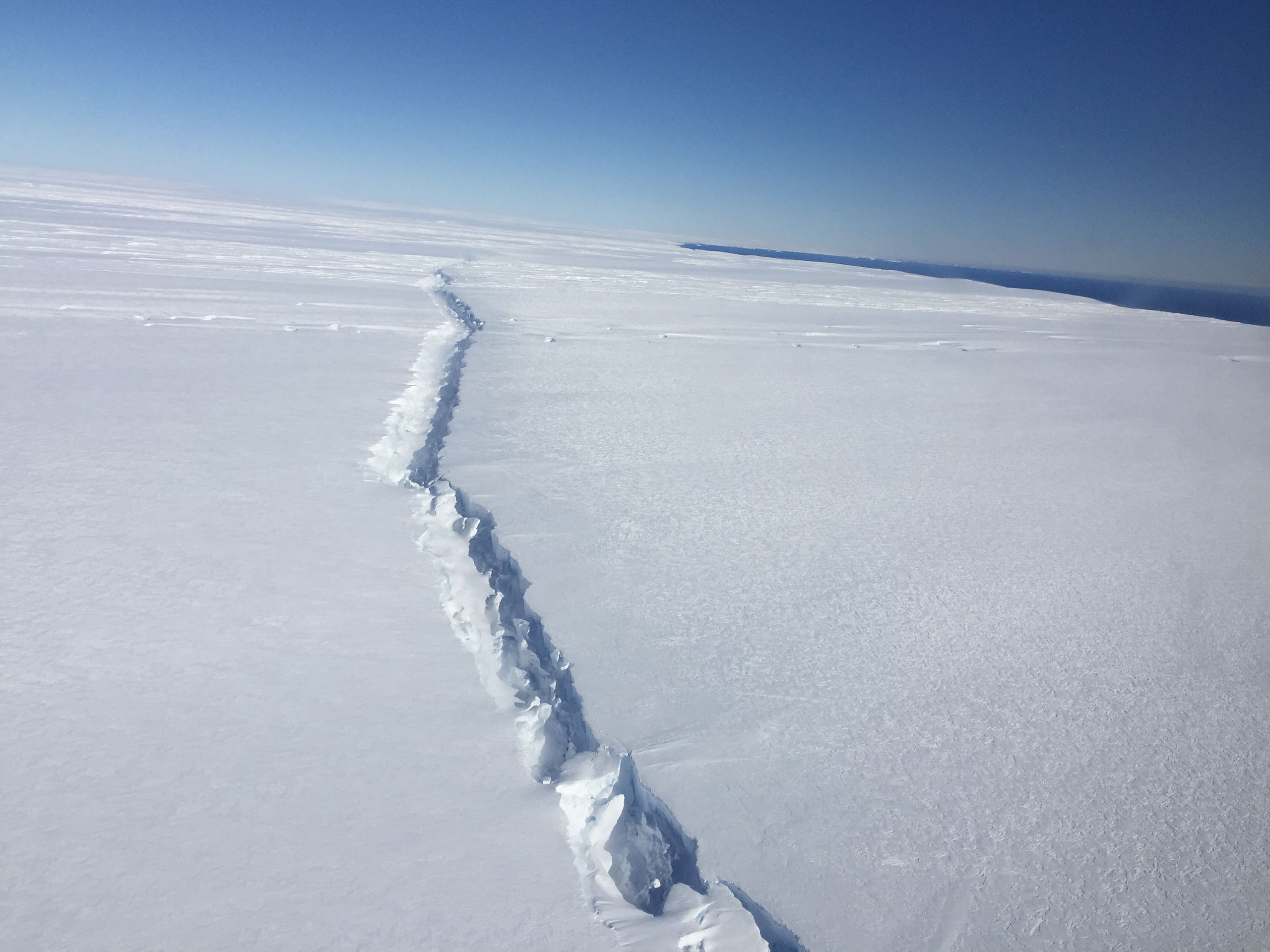 Antarctic Ice Shelf Could Collapse Within 100 Years, Study Finds | Live ...