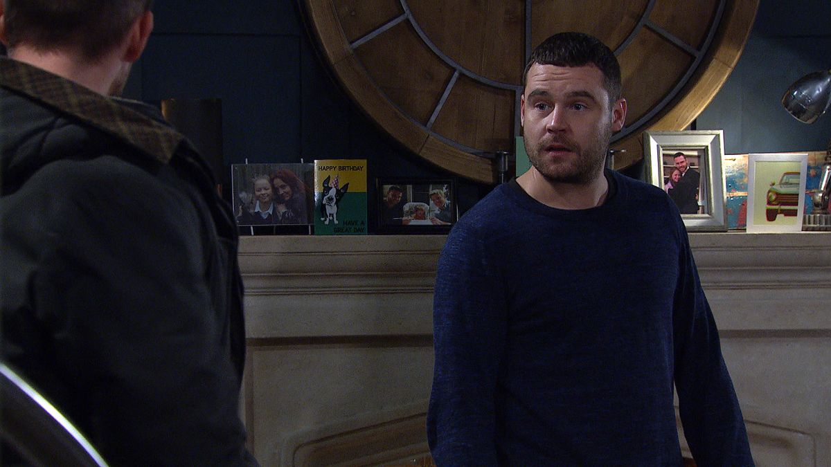 Pete tells Aaron Dingle Rebecca won&#039;t let Seb visit anymore in Emmerdale