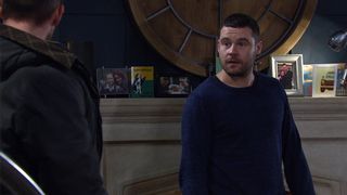 Pete tells Aaron Dingle Rebecca won't let Seb visit anymore in Emmerdale