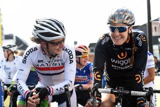 Laura Trott and Dani King, Women's Tour 2015, stage two