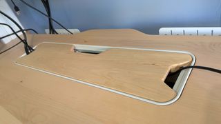 Corsair Platform:4 gaming desk